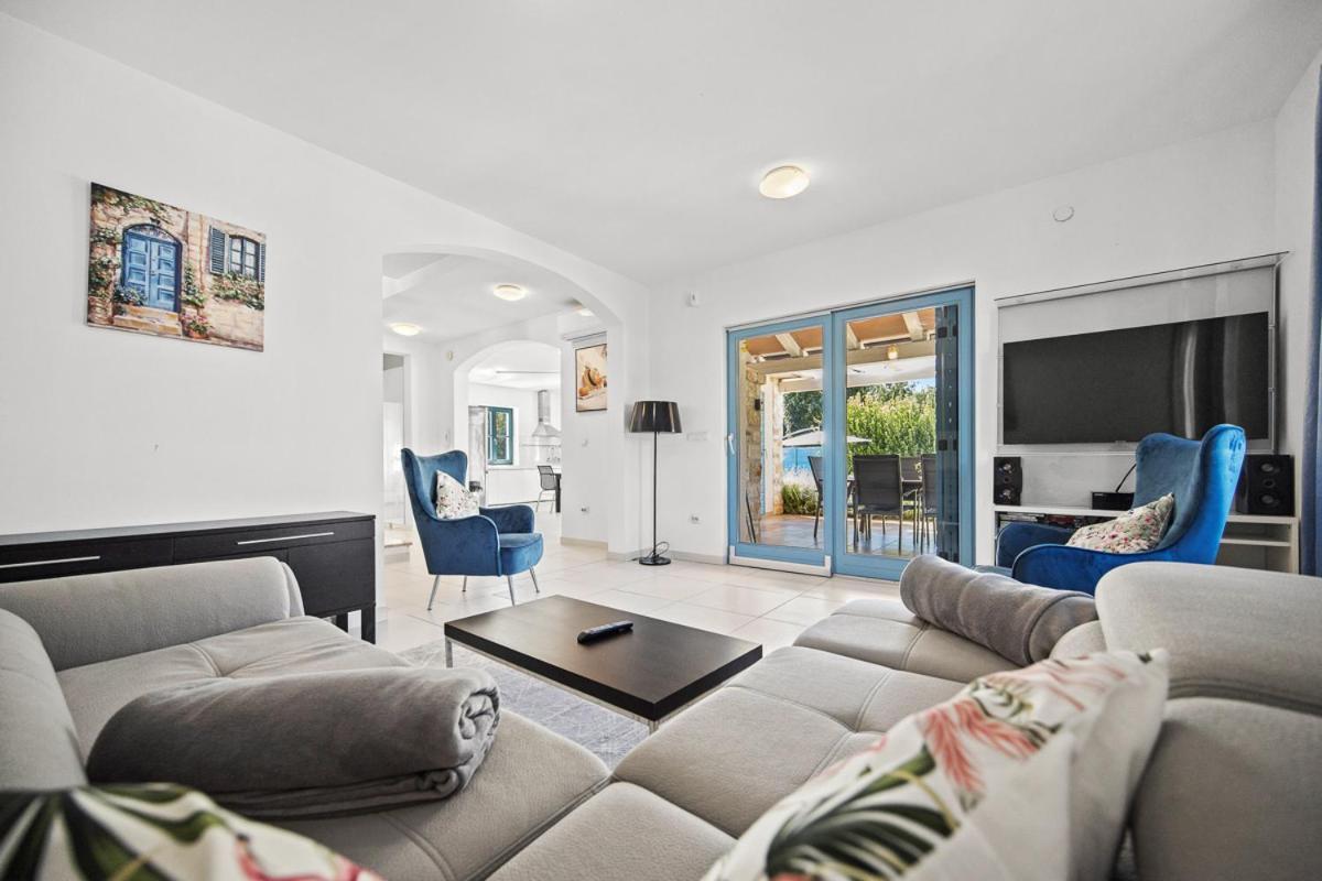 Villas Adagio Rojnici Luaran gambar