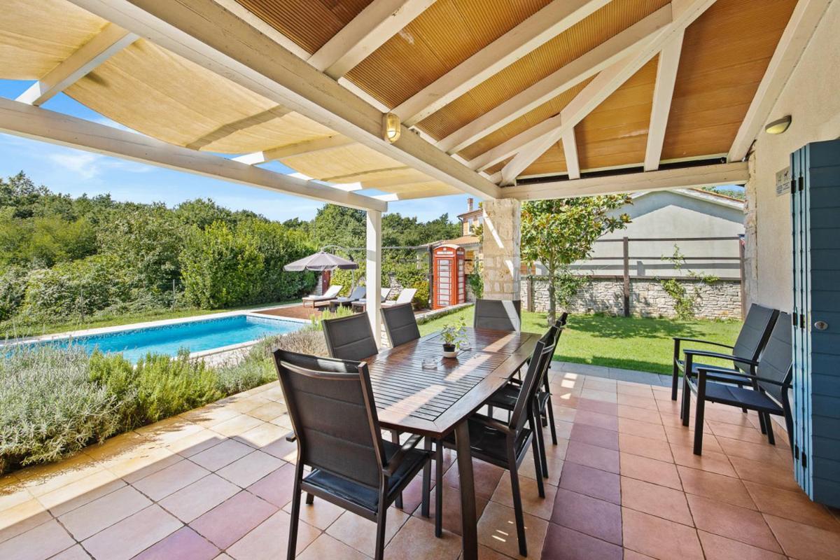 Villas Adagio Rojnici Luaran gambar