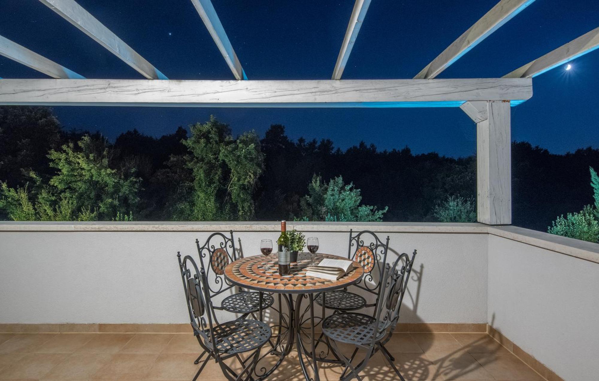 Villas Adagio Rojnici Luaran gambar
