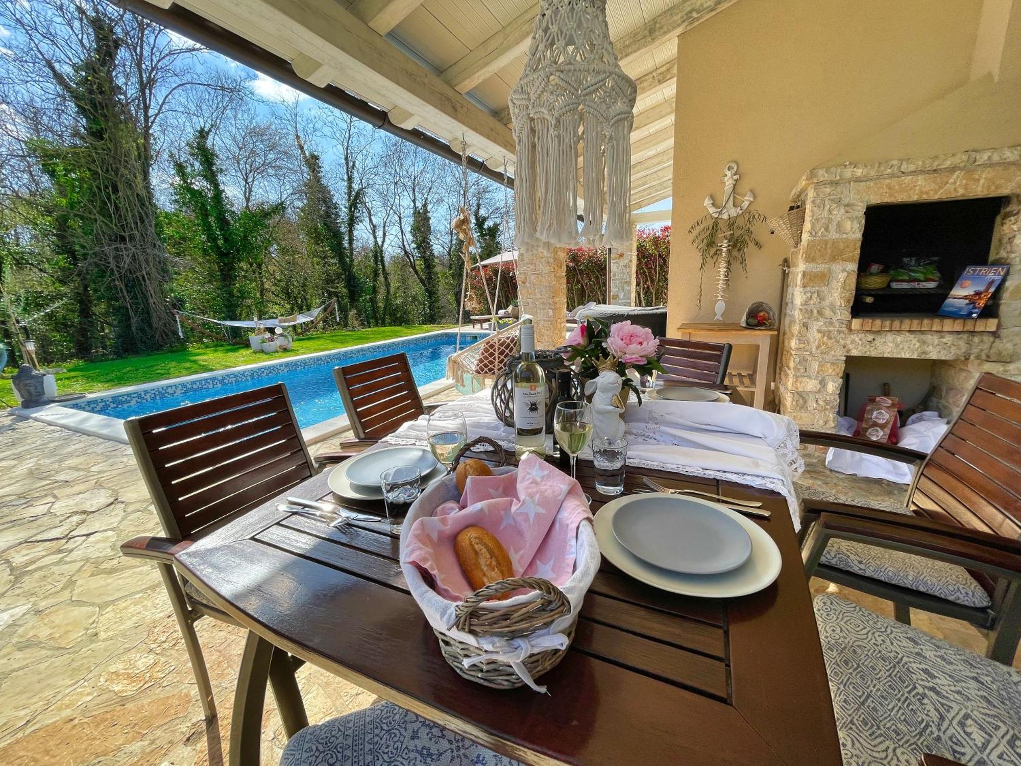 Villas Adagio Rojnici Luaran gambar